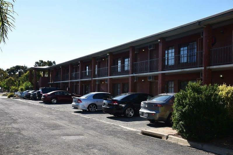 Peppermill Inn Motel Shepparton Exterior photo